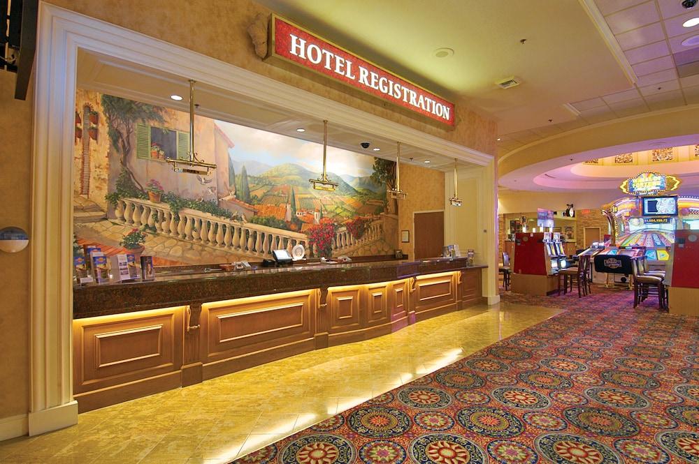 ซันโคสต์ โฮเทล แอนด์ กาสิโน Hotel ลาสเวกัส ภายนอก รูปภาพ