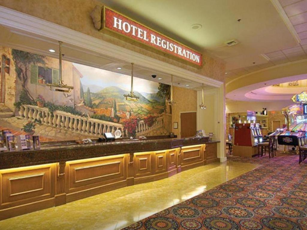 ซันโคสต์ โฮเทล แอนด์ กาสิโน Hotel ลาสเวกัส ภายนอก รูปภาพ