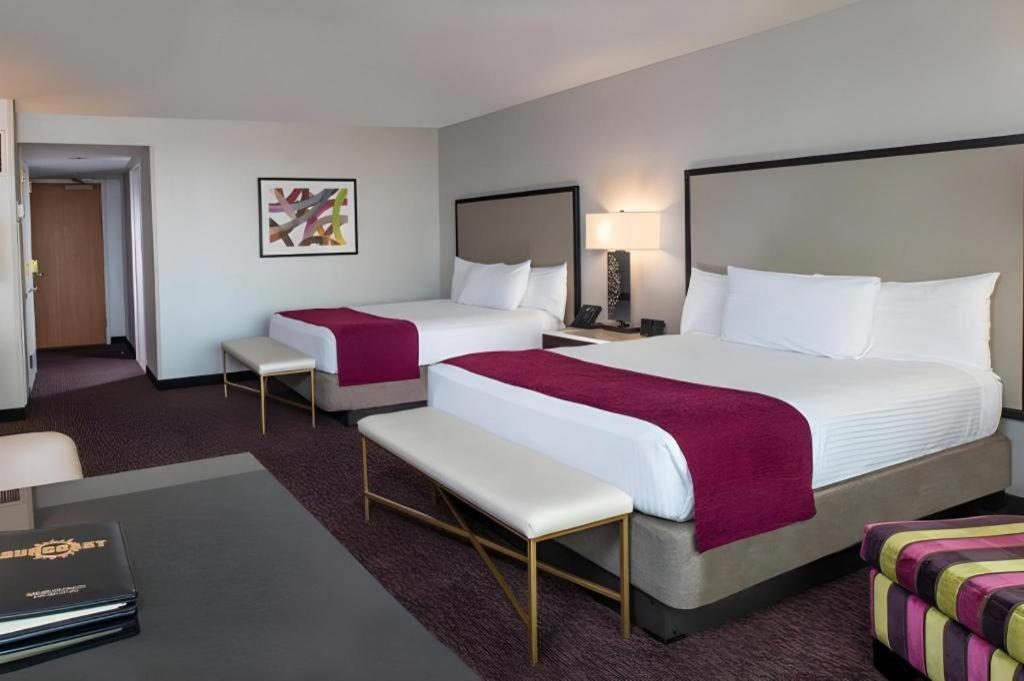 ซันโคสต์ โฮเทล แอนด์ กาสิโน Hotel ลาสเวกัส ภายนอก รูปภาพ