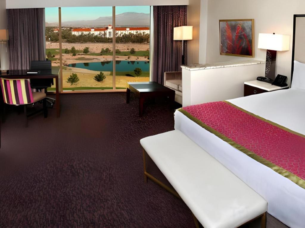 ซันโคสต์ โฮเทล แอนด์ กาสิโน Hotel ลาสเวกัส ภายนอก รูปภาพ