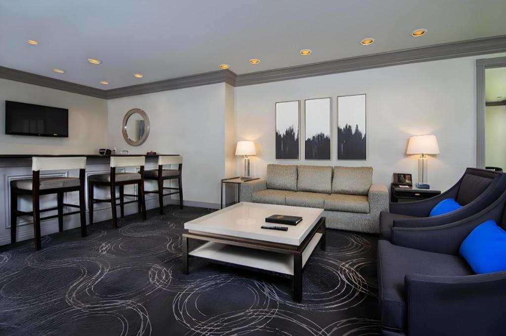 ซันโคสต์ โฮเทล แอนด์ กาสิโน Hotel ลาสเวกัส ภายนอก รูปภาพ