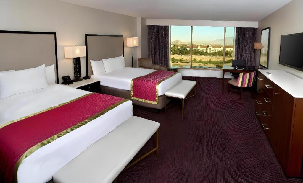 ซันโคสต์ โฮเทล แอนด์ กาสิโน Hotel ลาสเวกัส ภายนอก รูปภาพ