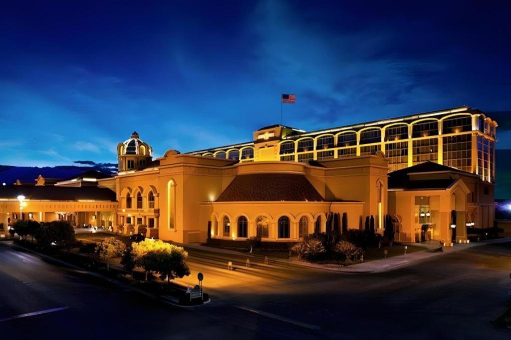 ซันโคสต์ โฮเทล แอนด์ กาสิโน Hotel ลาสเวกัส ภายนอก รูปภาพ